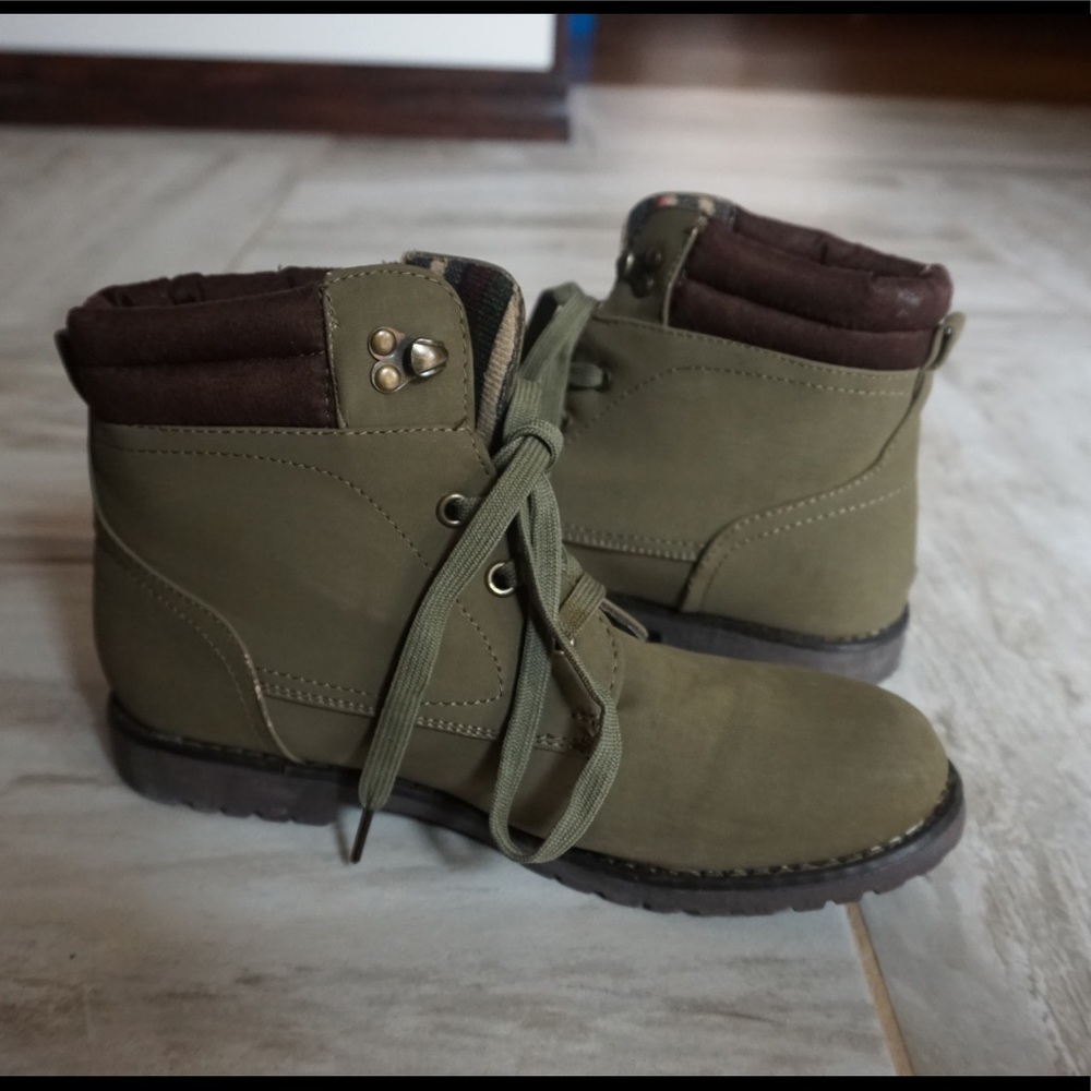 Green Ankle Boots